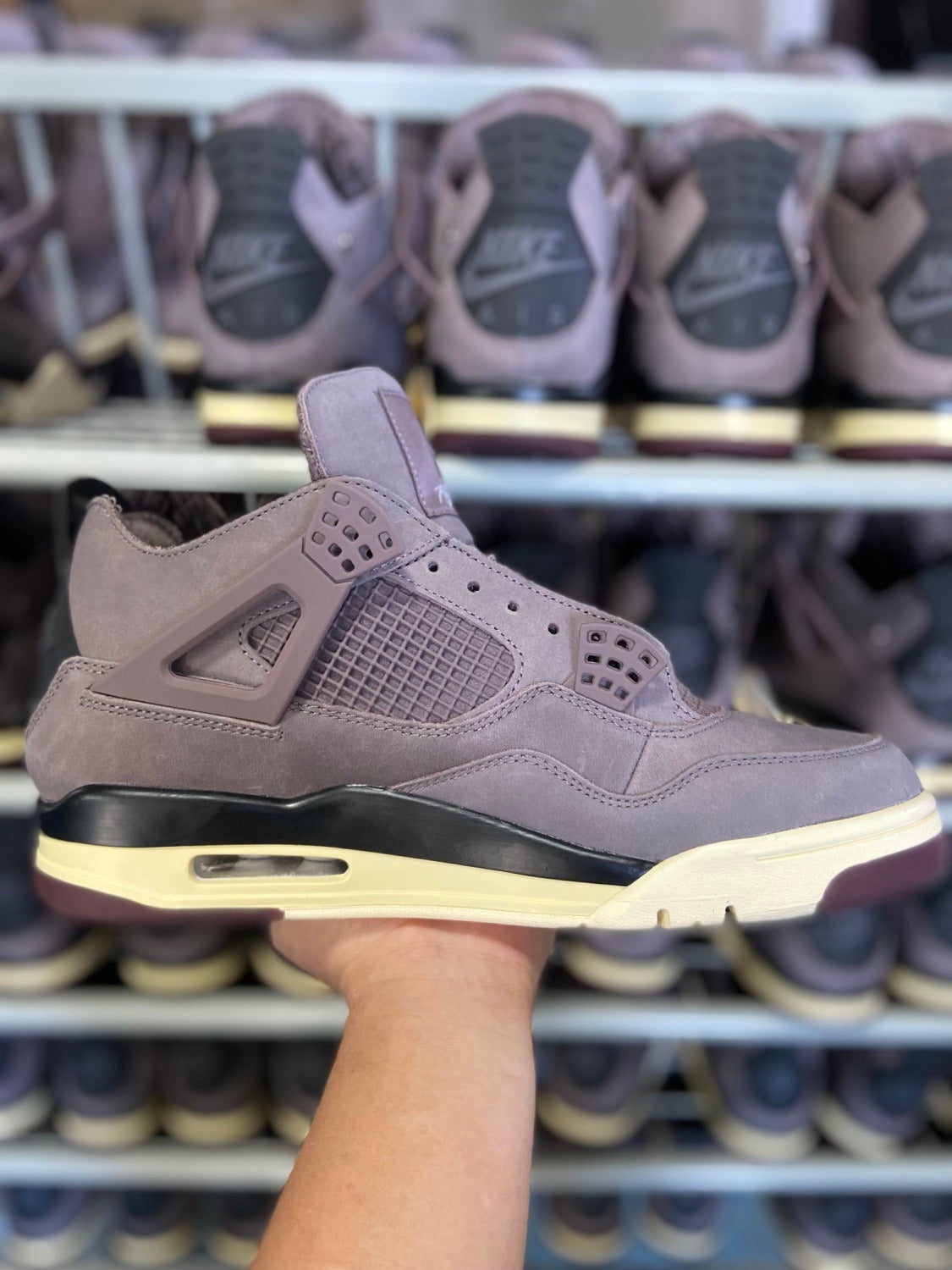 A Ma Maniére x Air Jordan 4 Retro 'Violet Ore' 2022 (UA)
