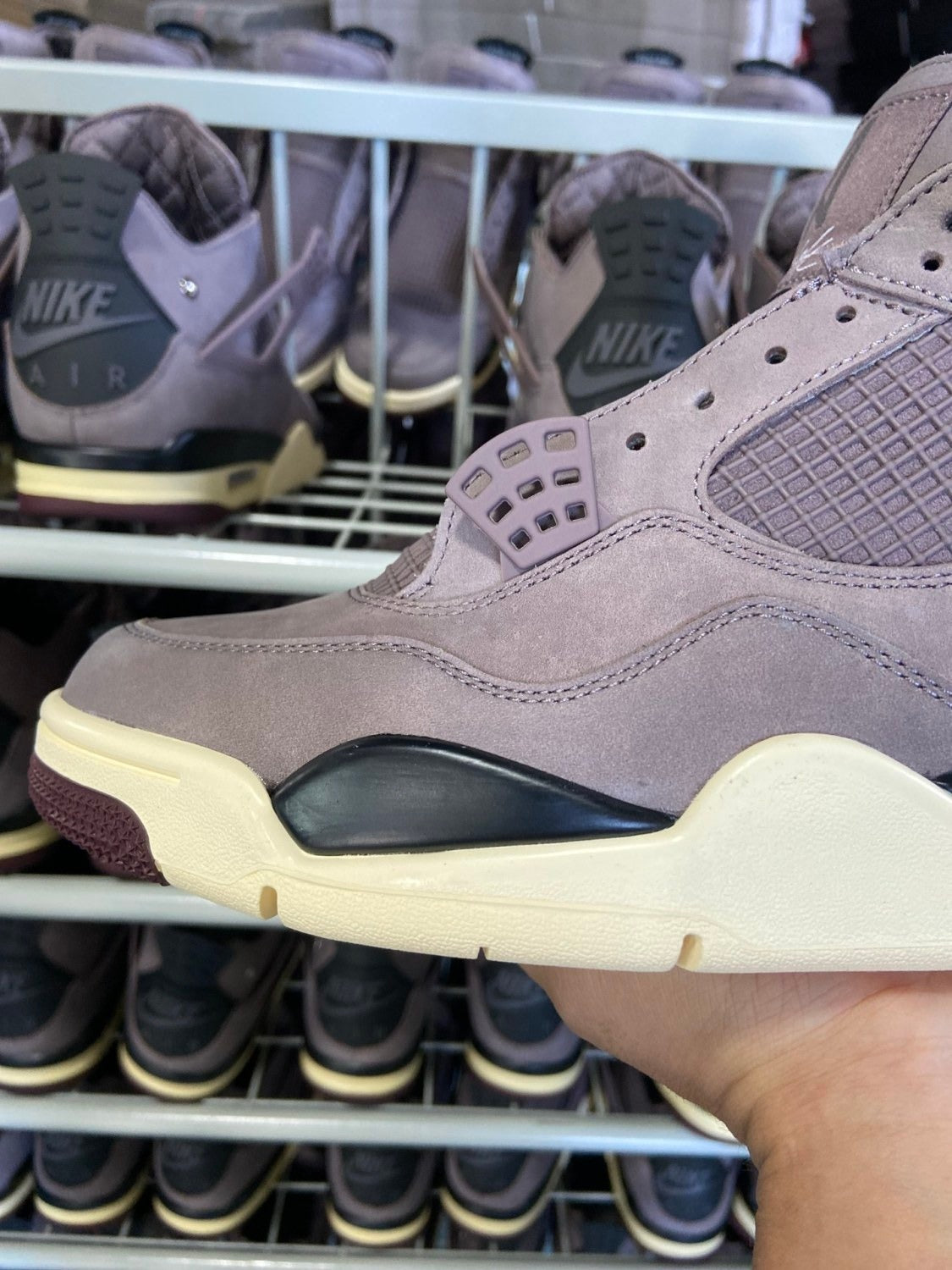 A Ma Maniére x Air Jordan 4 Retro 'Violet Ore' 2022 (UA)