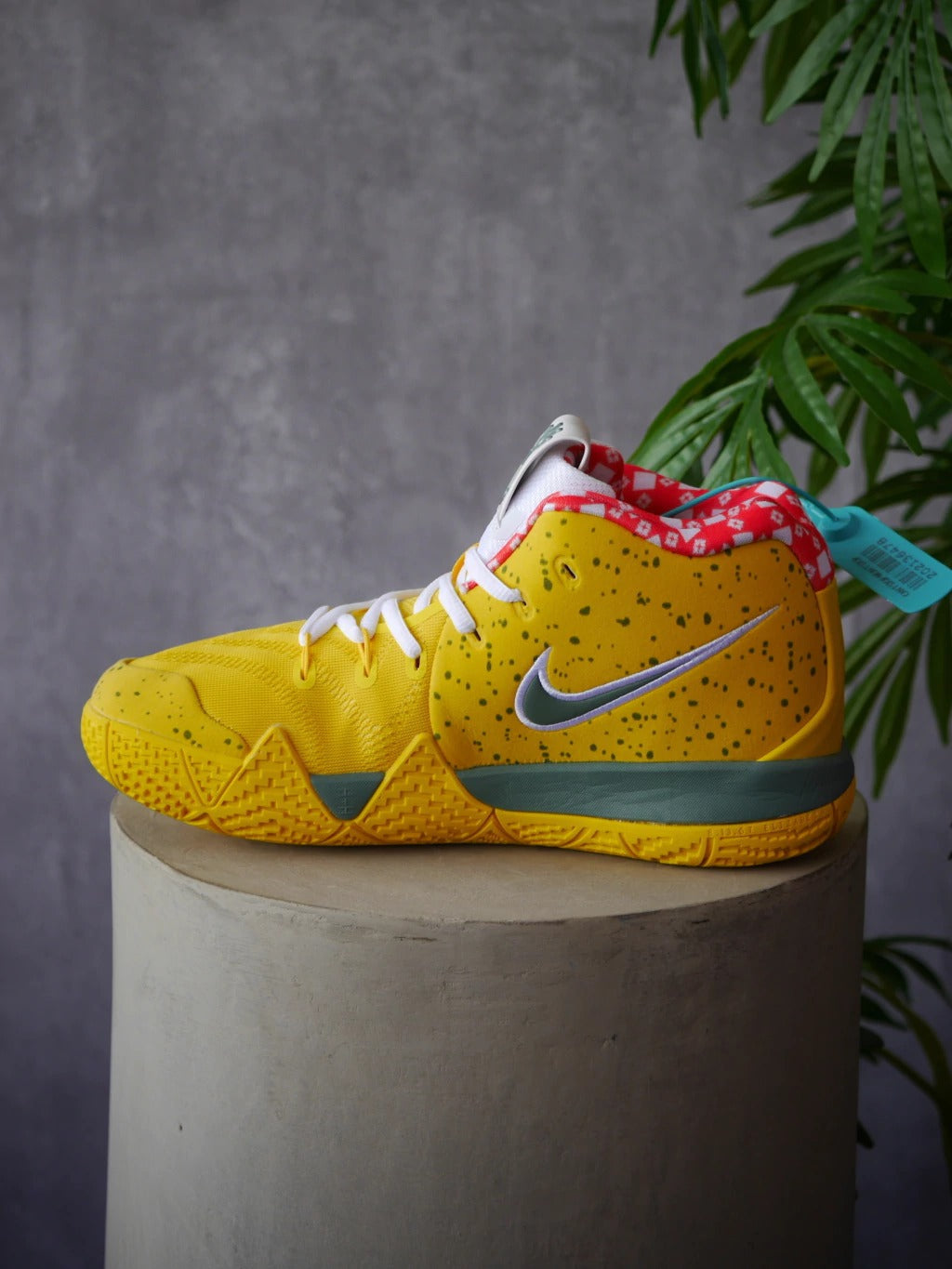 Nike Kyrie 4 "Yellow Lobster" (UA)