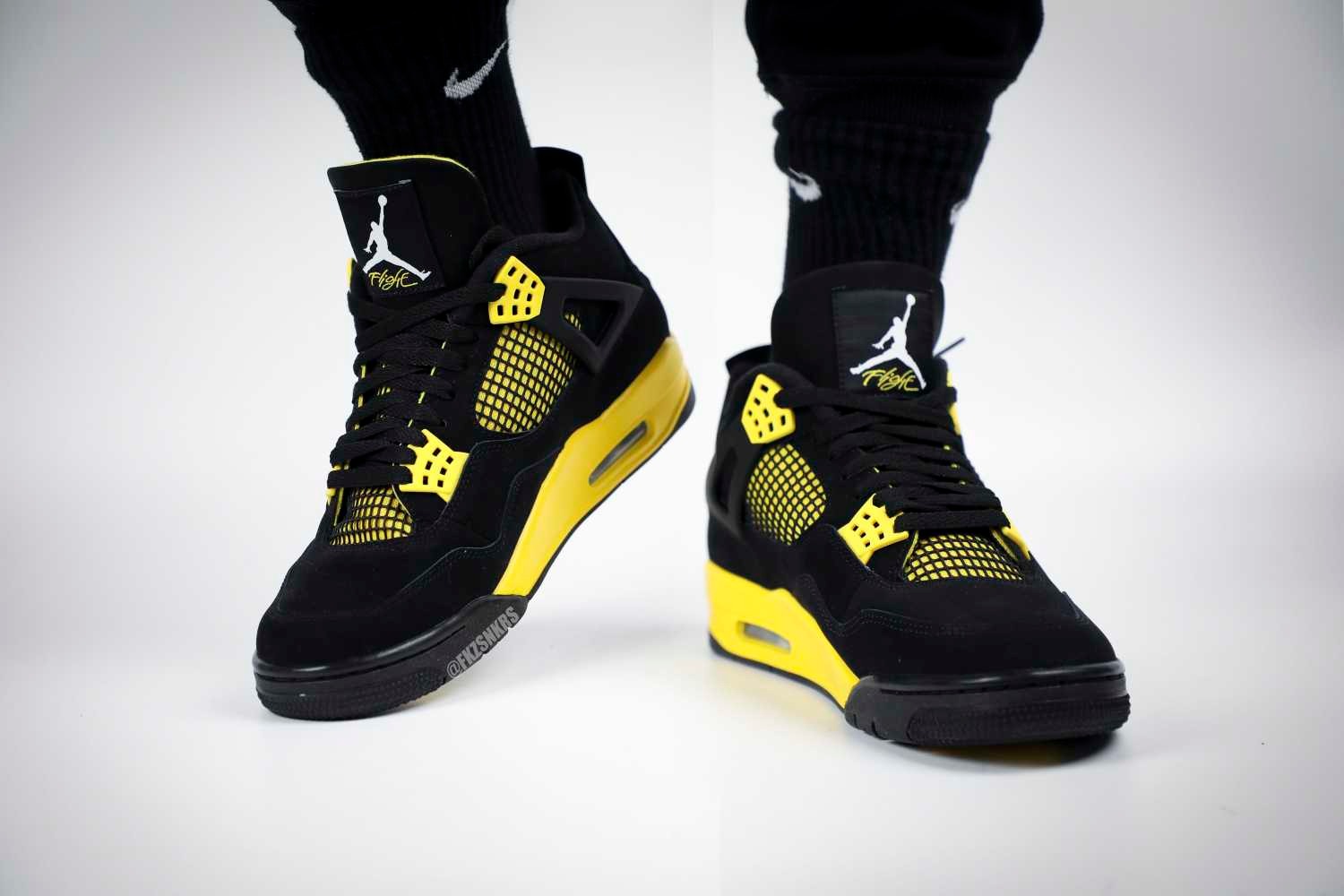 Air Jordan 4 Retro Thunder 2023 (UA)
