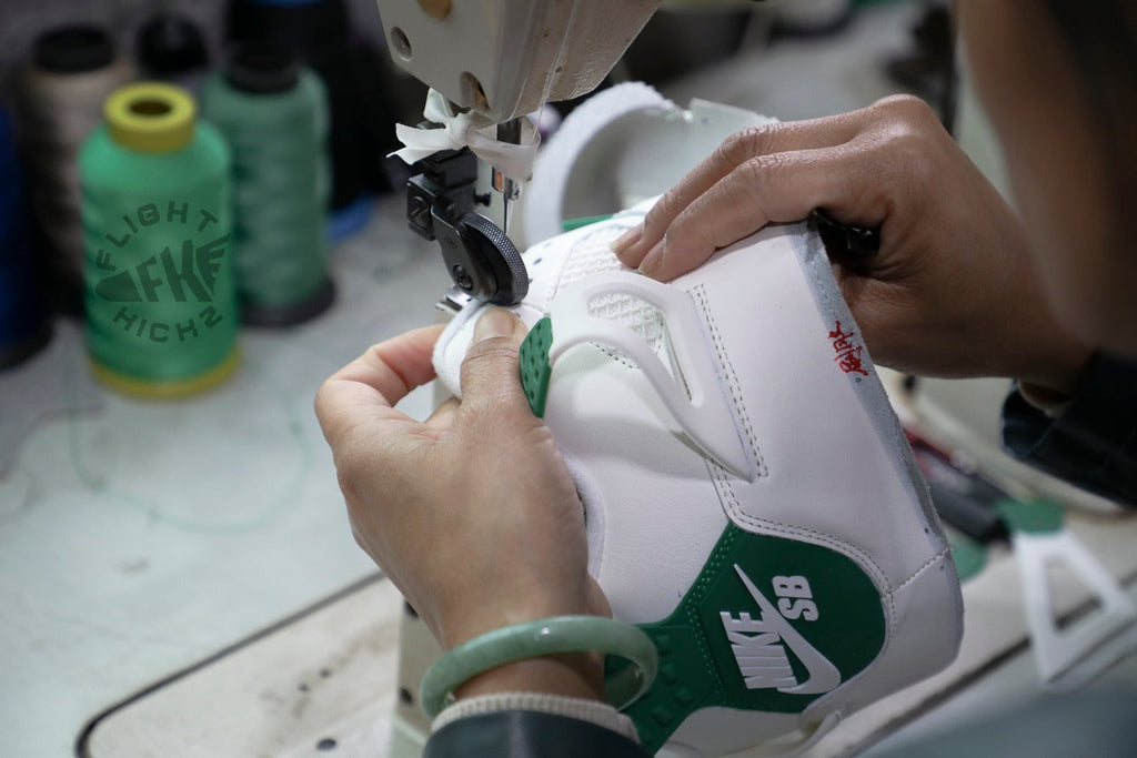 Nike SB x Air Jordan 4 “Pine Green” 2023 (UA)