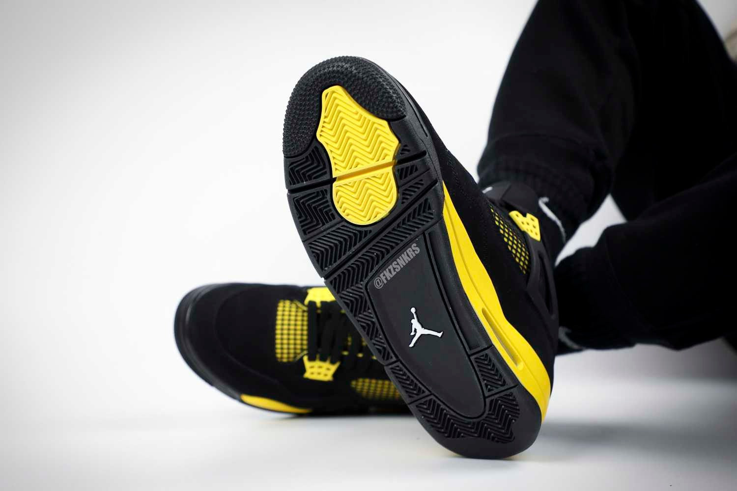 Air Jordan 4 Retro Thunder 2023 (UA)