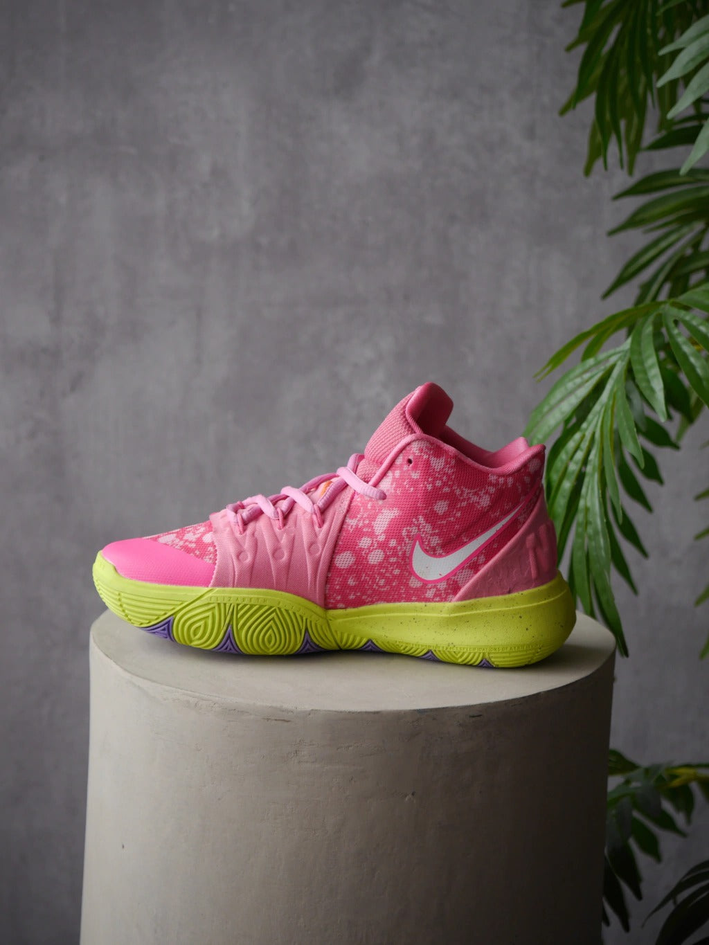 Nike Kyrie 5 SpongeBob 'Patrick Star' (UA)