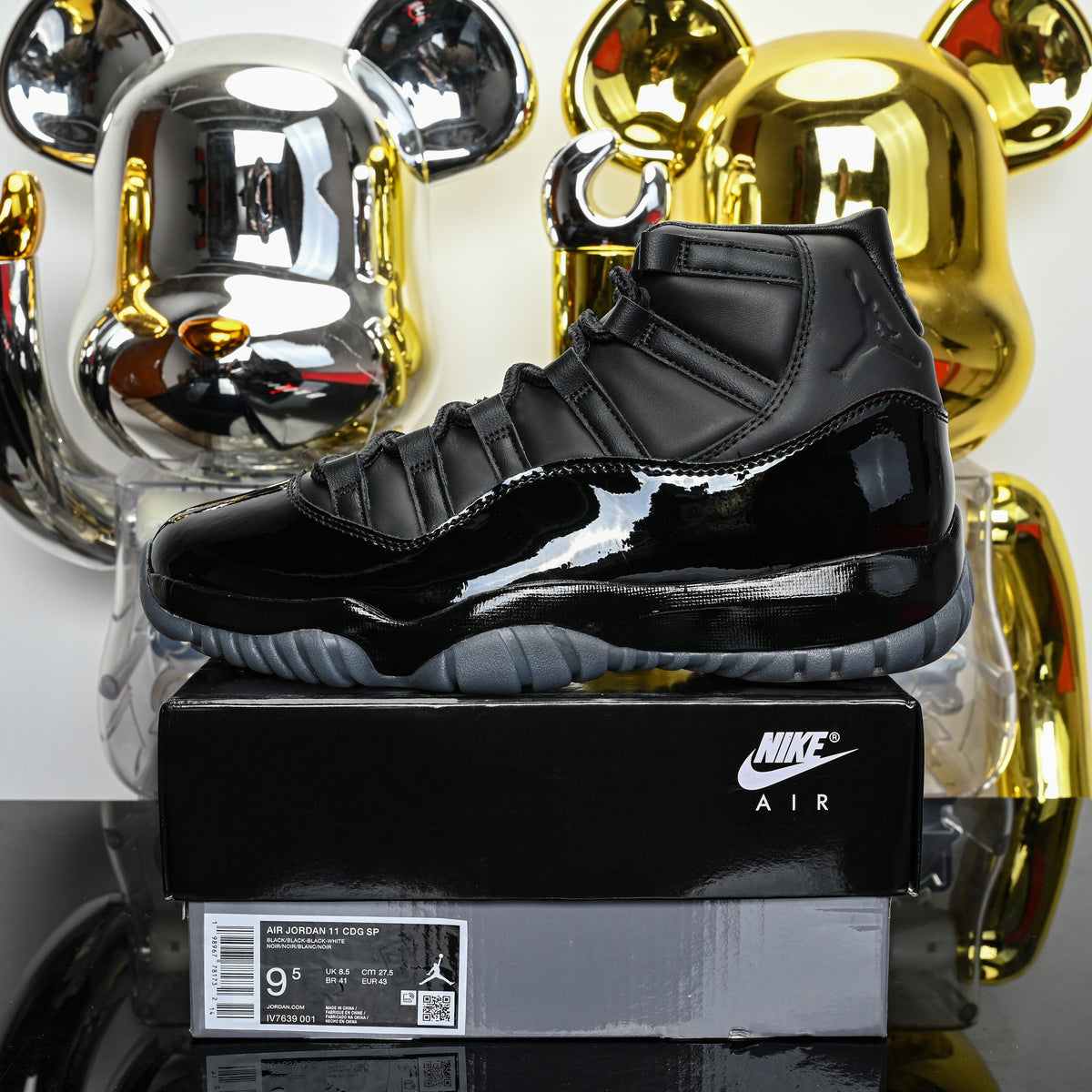 Air Jordan 11 Retro Cap And Gown (UA)