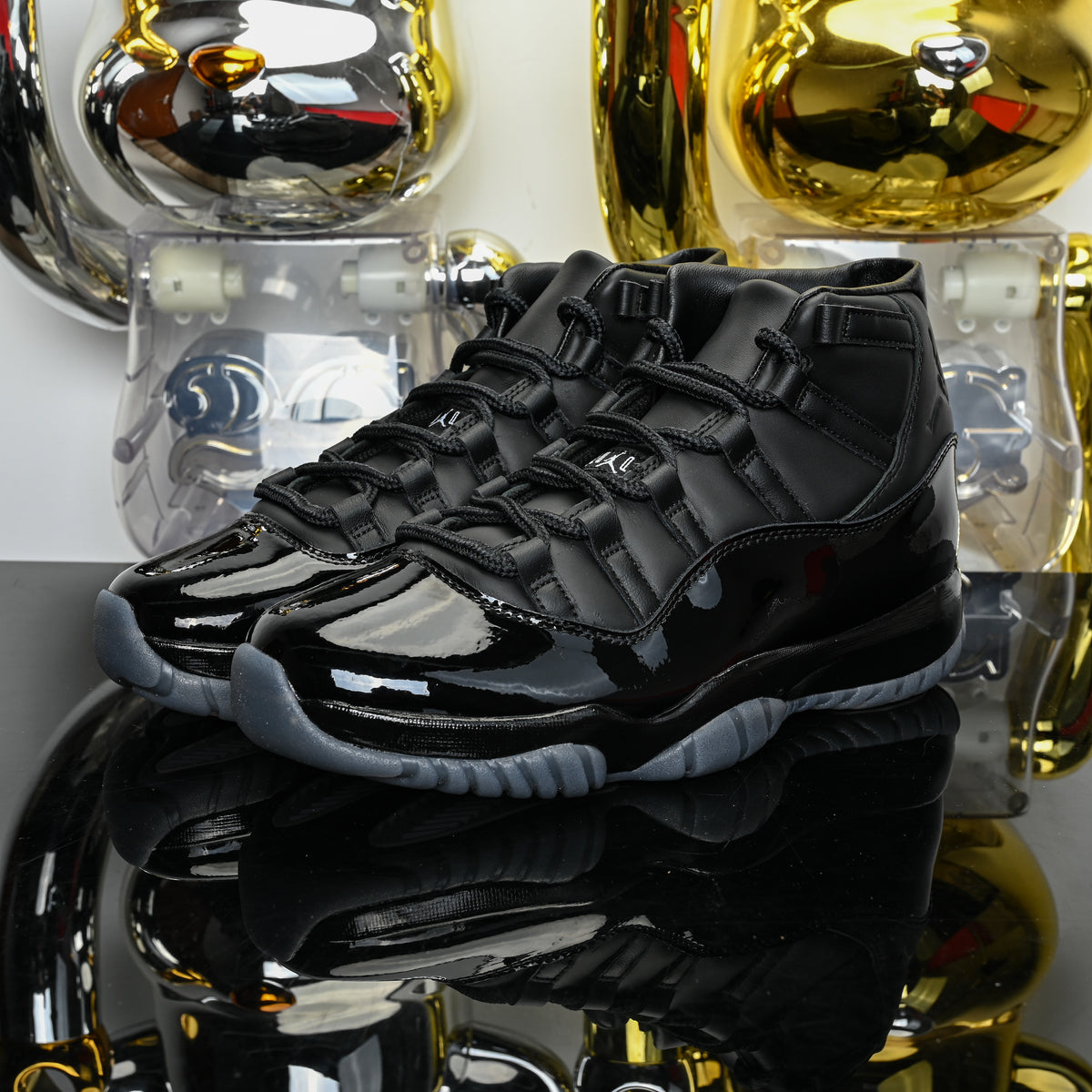 Air Jordan 11 Retro Cap And Gown (UA)