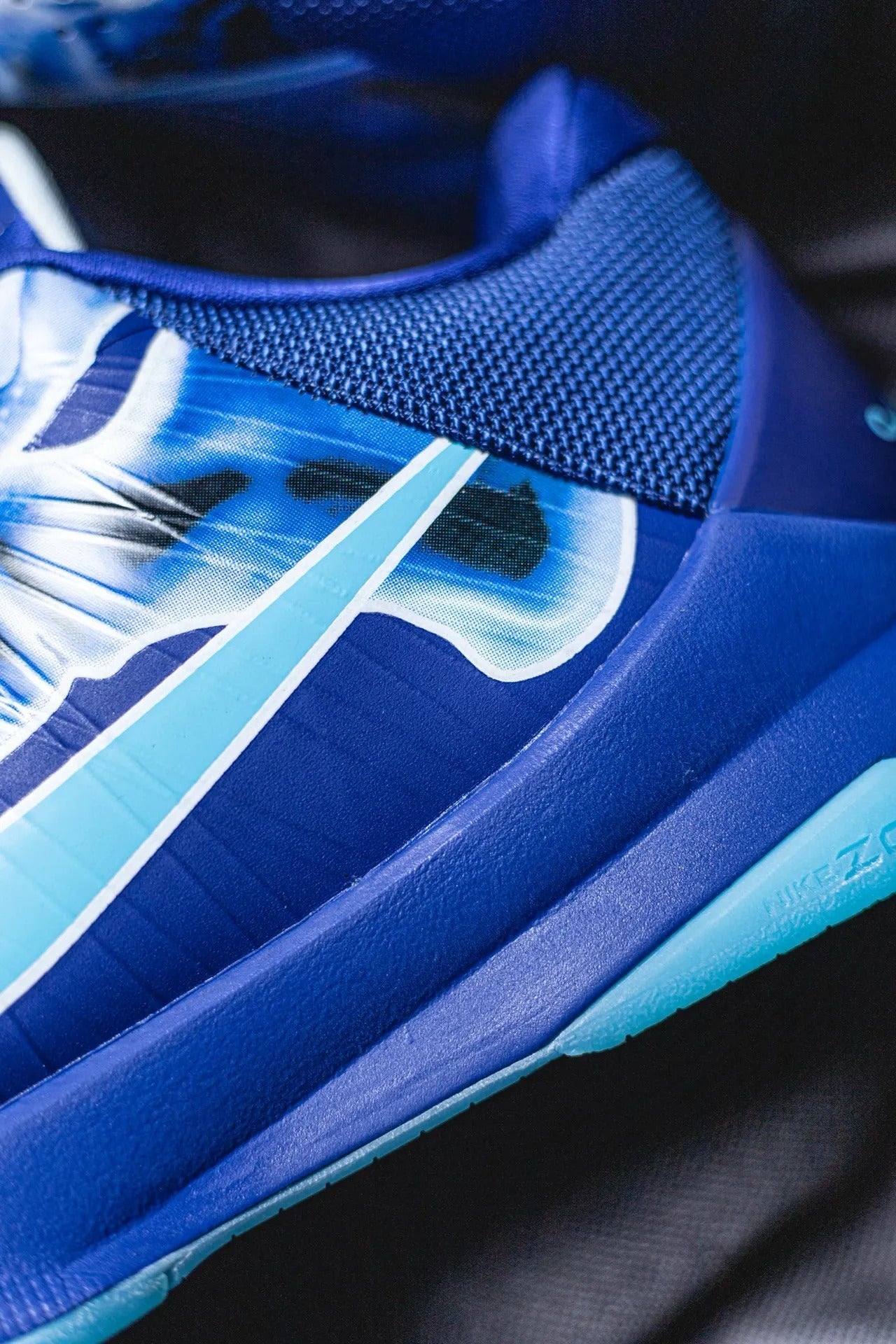 #H12 Nike Zoom Kobe 5 Protro “X-Ray” Blue Halloween Autêntico