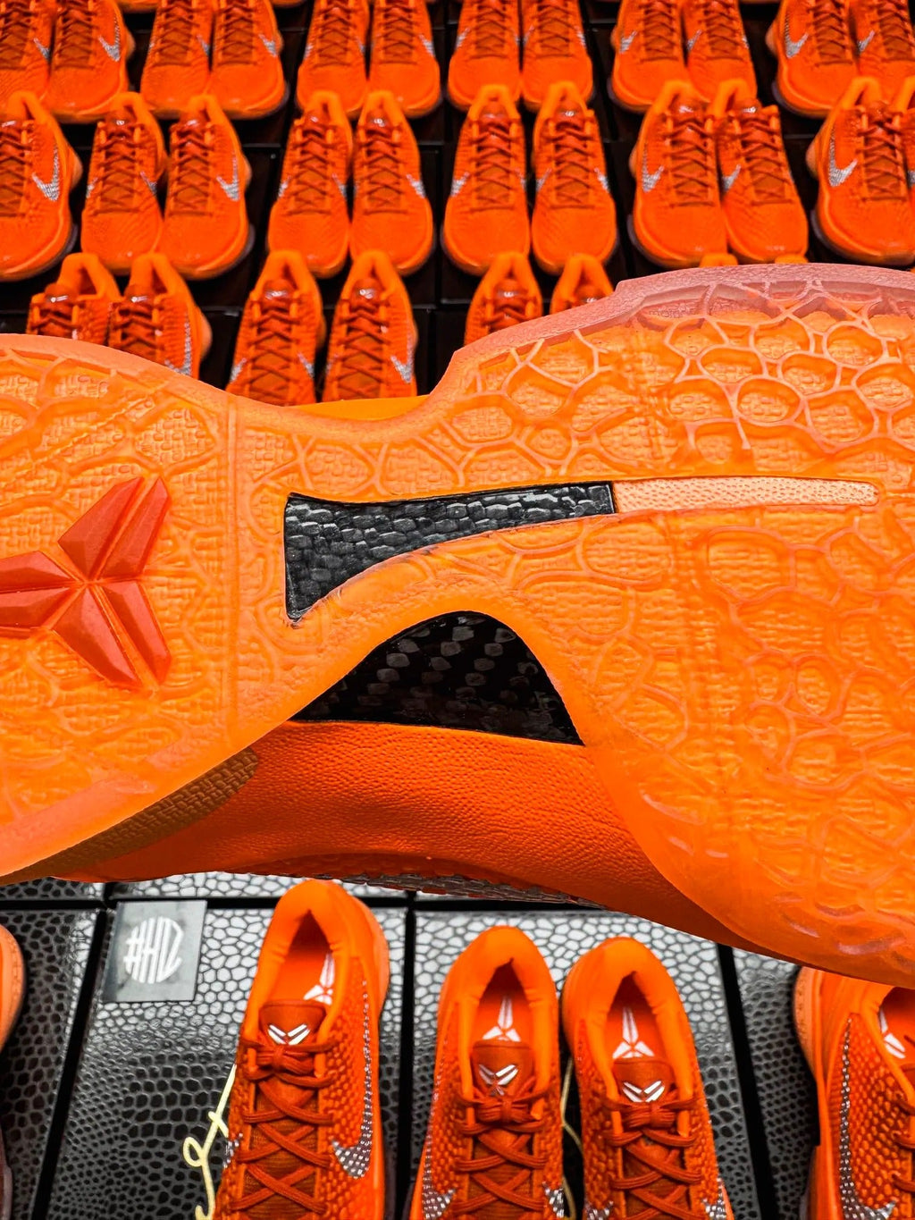 #H12 Nike Zoom Kobe 6 Protro “Total Orange”  Autêntico