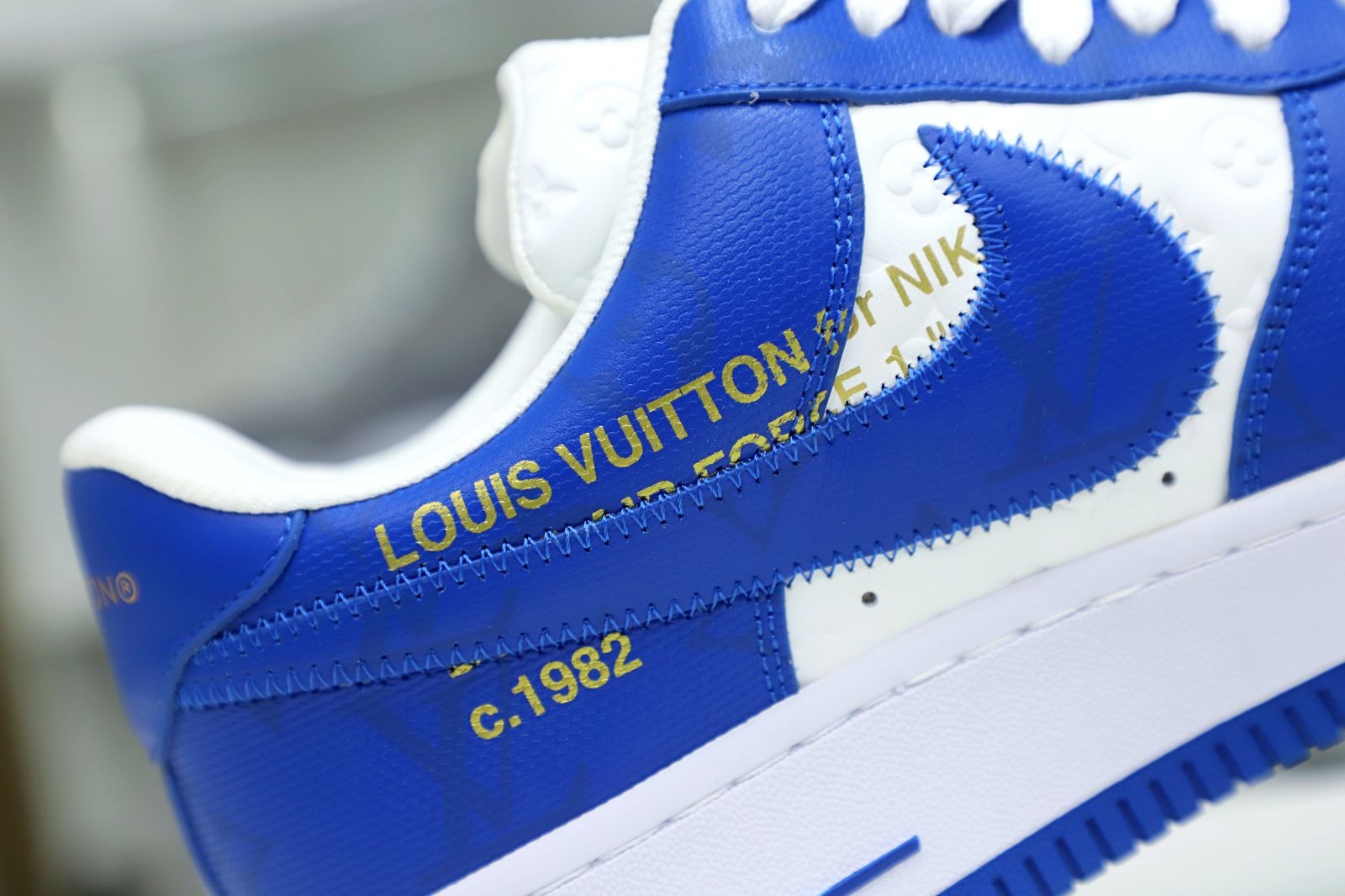 Louis Vuitton x Nike Air Force 1 Low – White & Royal Blue  (UA)