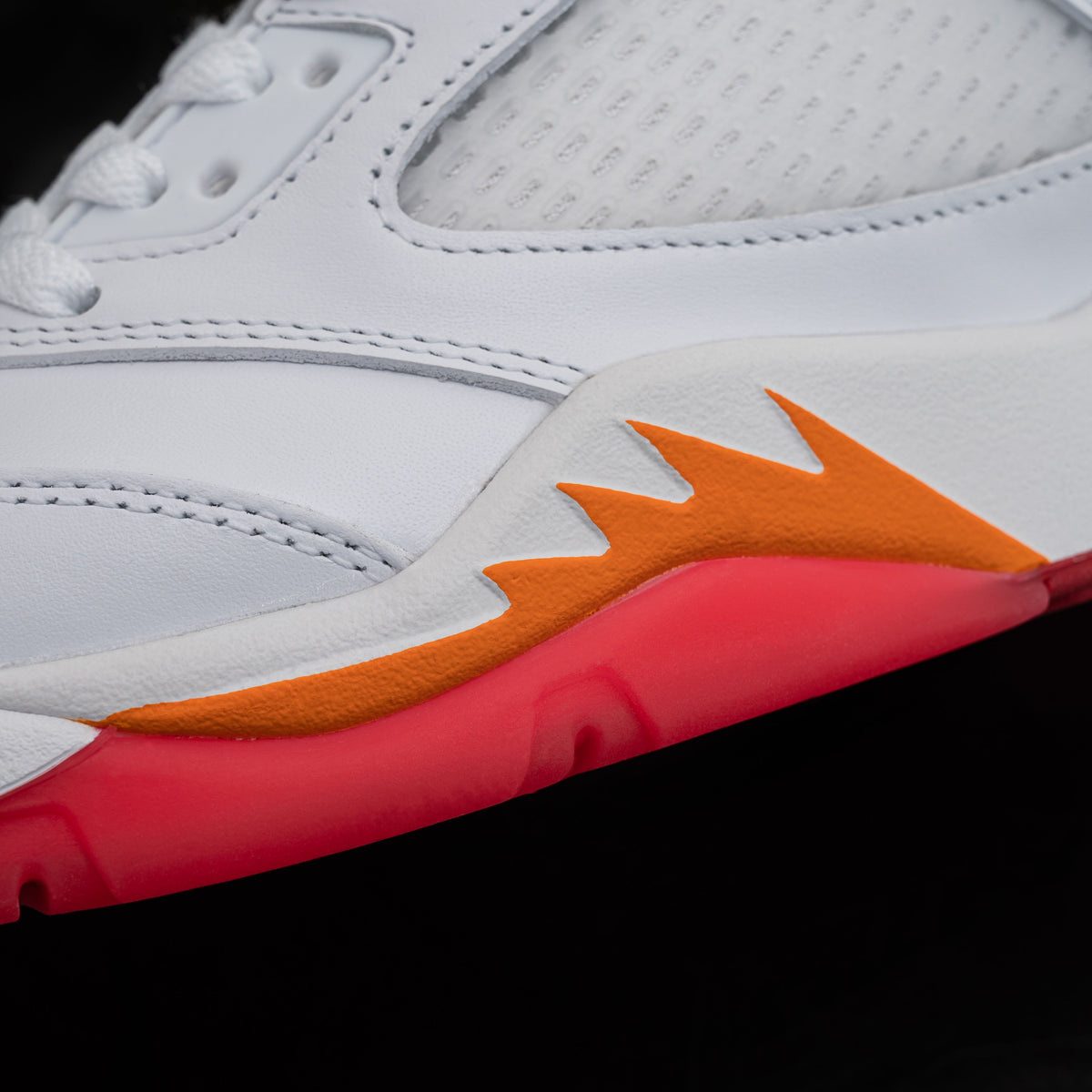 Air Jordan 5 Wmns 5 Retro OG Sunset 2026 (UA)