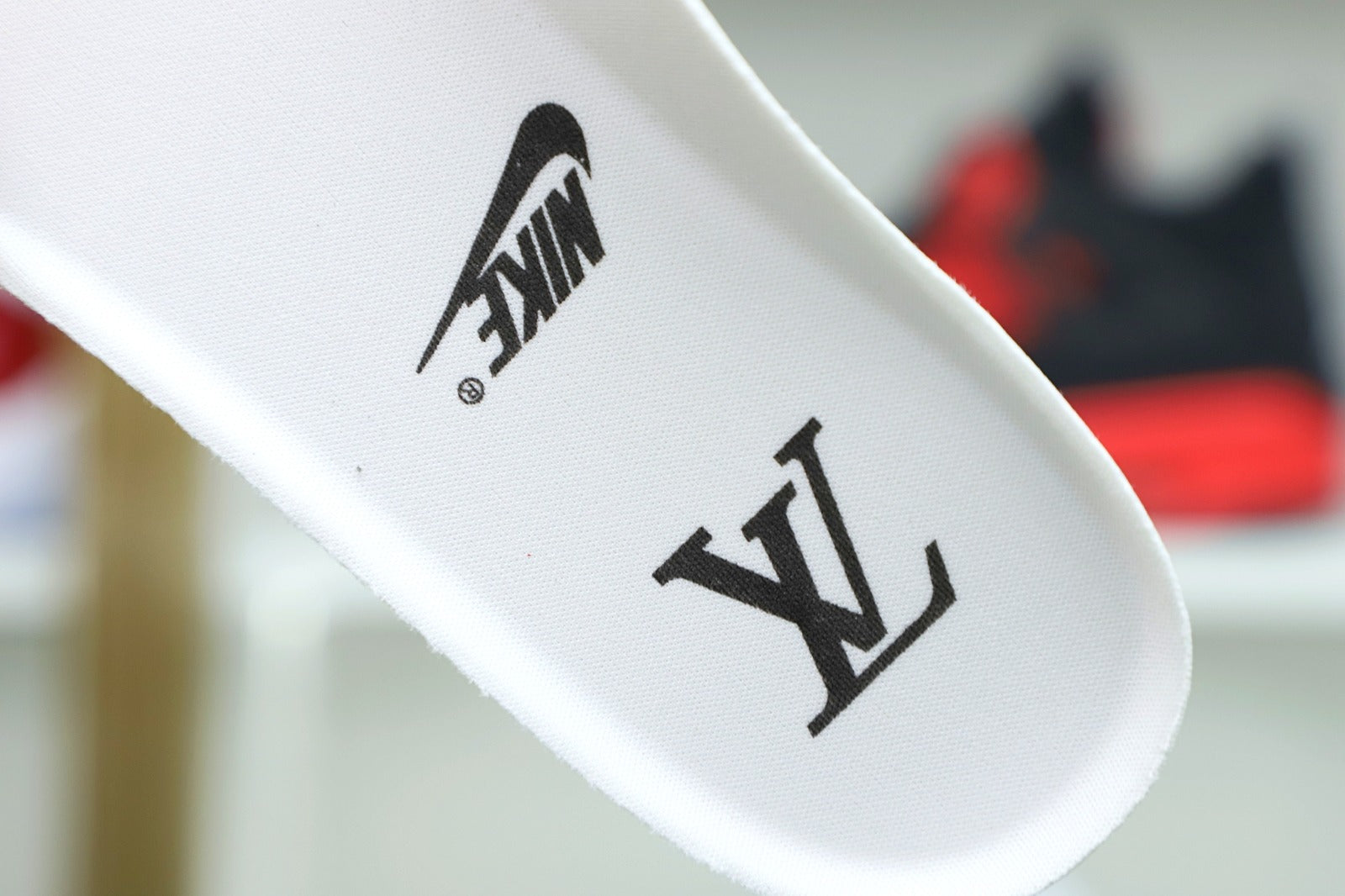 Louis Vuitton x Nike Air Force 1 Low – White & Royal Blue  (UA)