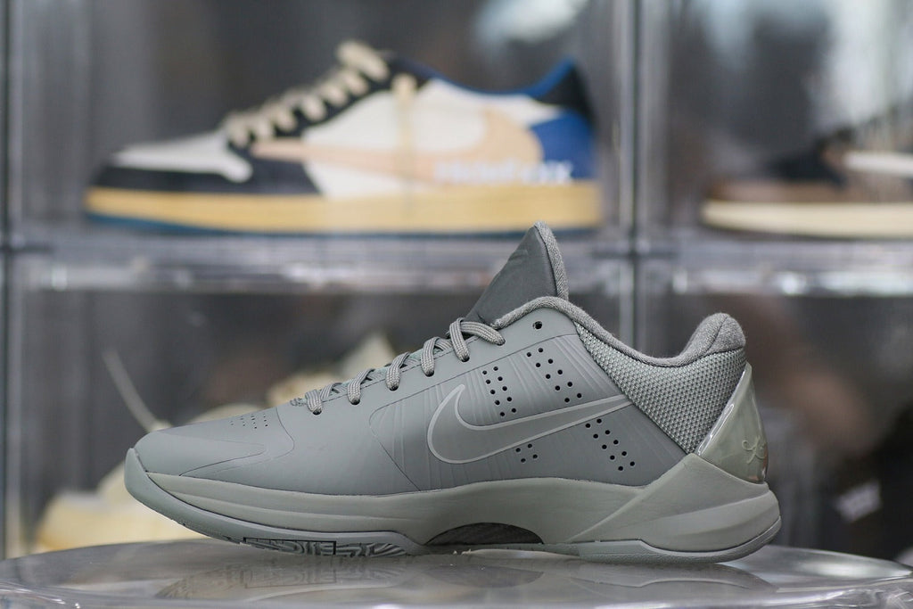 Nike Kobe 5 Black Mamba Collection Fade to Black (UA)