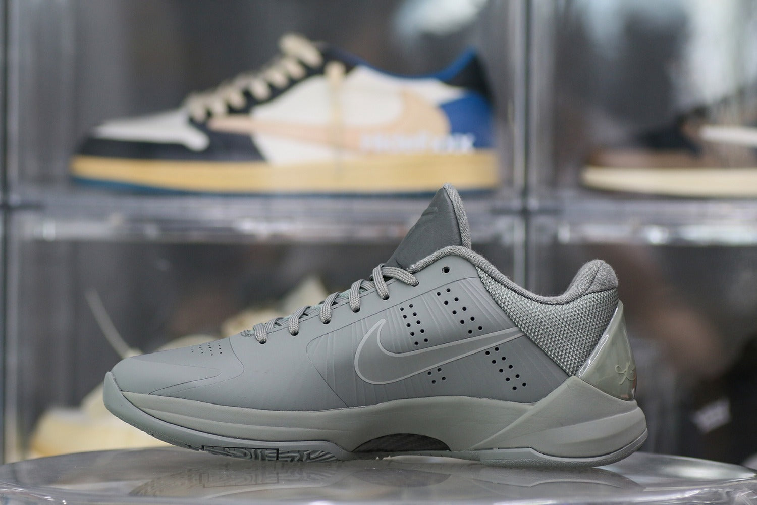 Nike Kobe 5 Black Mamba Collection Fade to Black (UA)