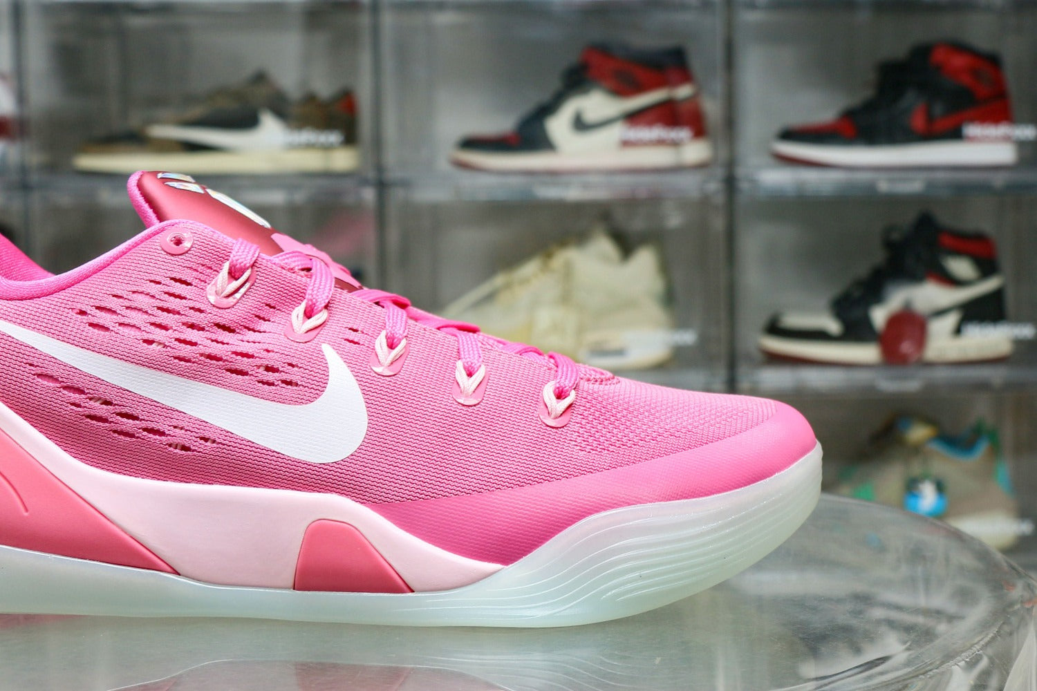 Nike Kobe 9 EM Low Protro Kay Yow Think Pink (UA)