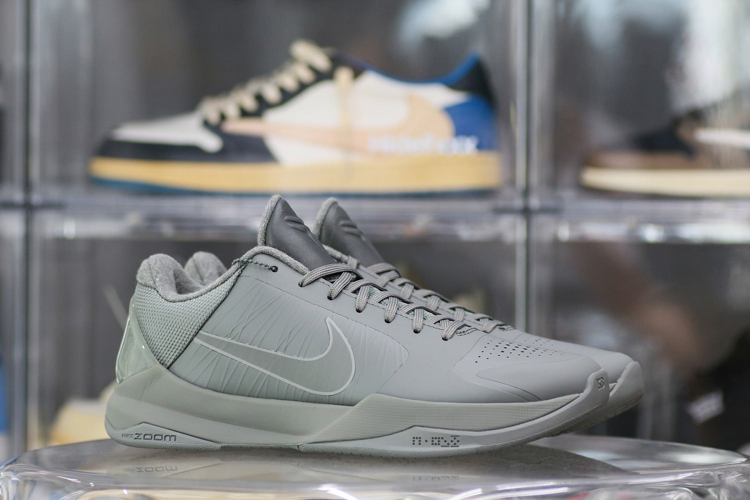 Nike Kobe 5 Black Mamba Collection Fade to Black (UA)