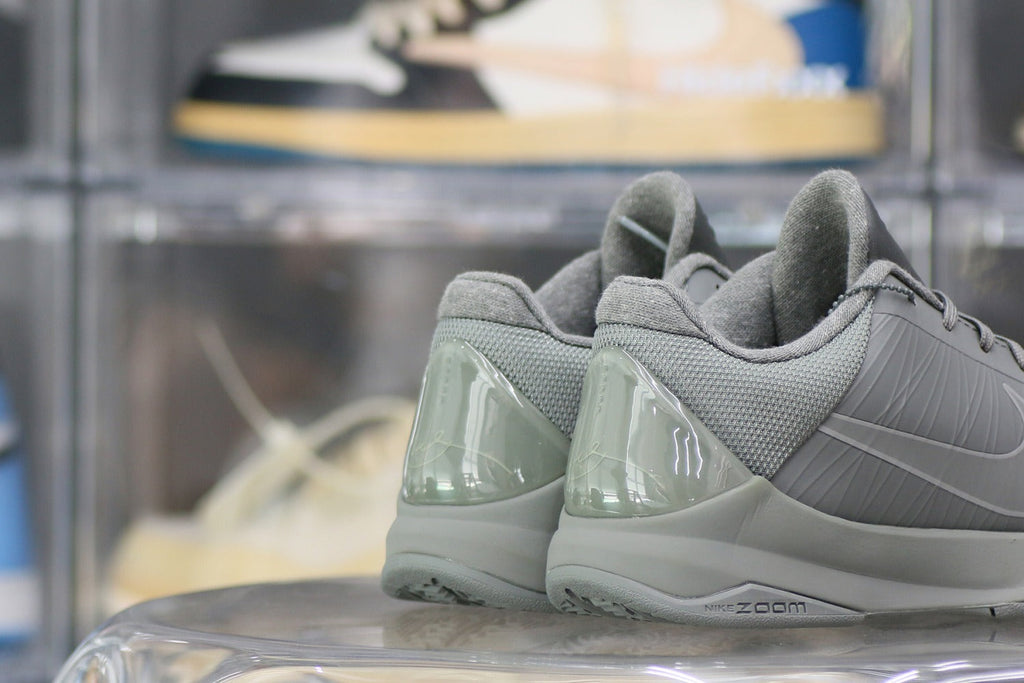 Nike Kobe 5 Black Mamba Collection Fade to Black (UA)